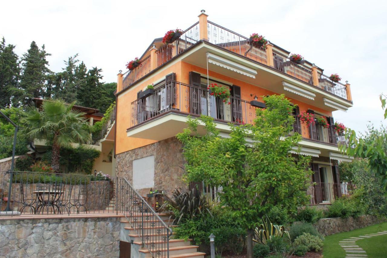 Villa Pineland Borghetto Santo Spirito Exterior photo